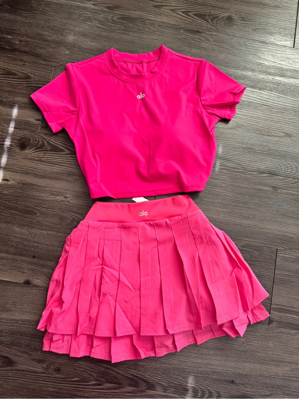 ALO Yoga Hot Pink Pleated Mini Skirt